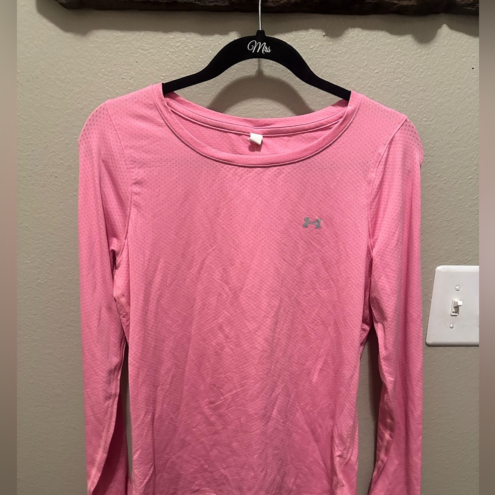 Under Armour Women's Pink Long Sleeve Top
